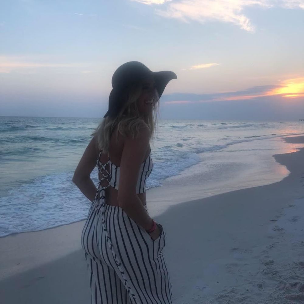 Meet your Posher, Lily